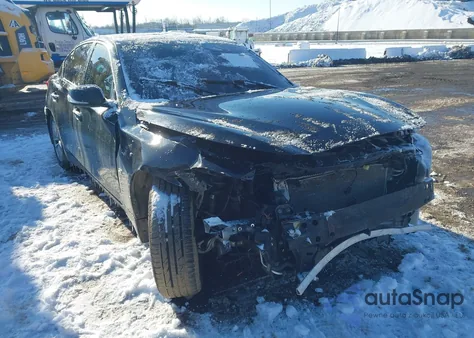 2014 Infiniti Q50 Premium z USA, uszkodzony, nr VIN JN1BV7AR7EM707423